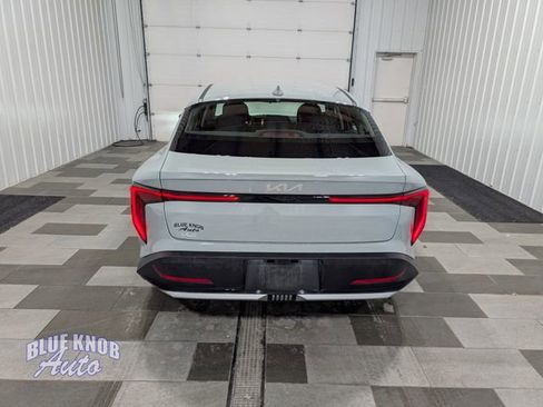 Used 2025 Kia K4 FWD image 3