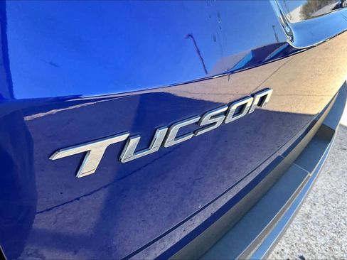 Used 2023 Hyundai Tucson Limited image 31