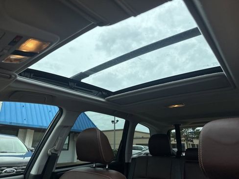 Used 2018 Subaru Forester 2.5i Touring image 25