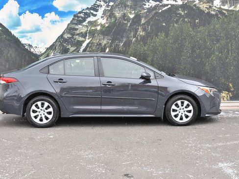 Certified 2023 Toyota Corolla LE image 2