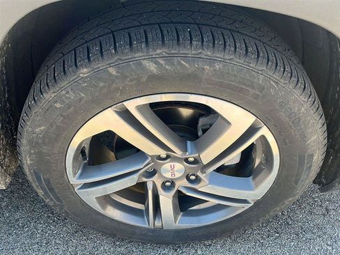 Used 2020 GMC Terrain SLT w/ Preferred Package FWD image 21