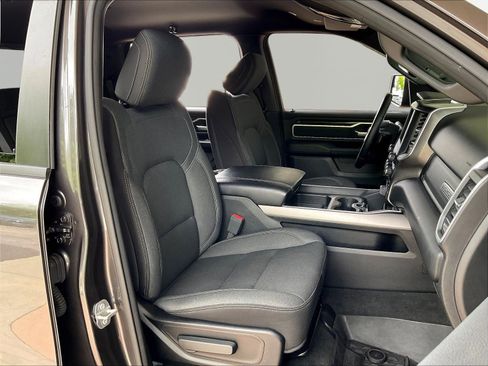Used 2021 RAM 1500 Big Horn AWD/4WD image 30