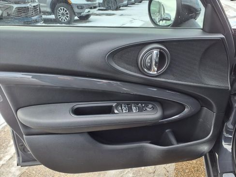 Used 2017 MINI Cooper Clubman S image 13