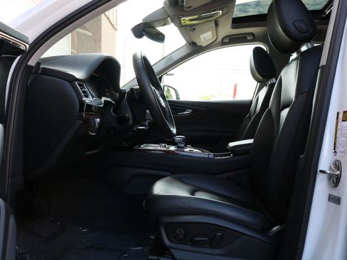 Used 2018 Audi Q7 3.0T Prestige AWD/4WD image 21