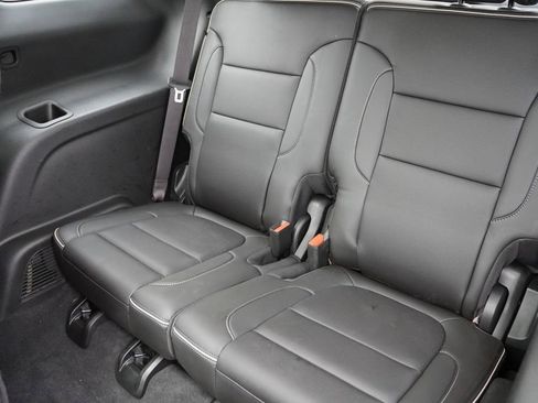 Certified 2023 GMC Acadia Denali w/ Denali Ultimate Package image 16