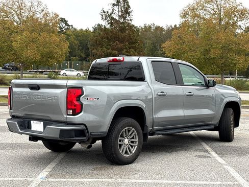 Used 2023 Chevrolet Colorado LT w/ LT Convenience Package II image 23
