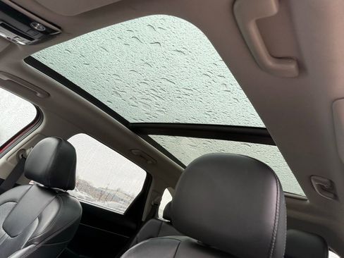 Used 2021 Kia Sorento S w/ Panoramic Sunroof Package image 13