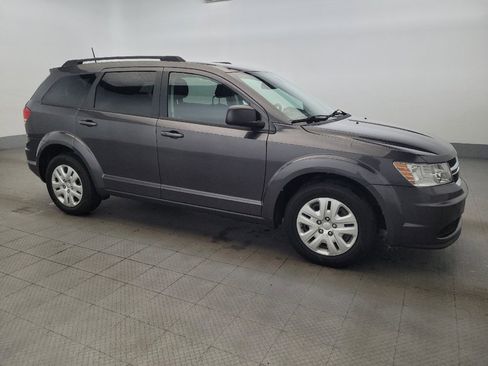 Used 2019 Dodge Journey SE FWD image 11