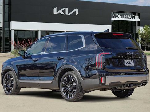Certified 2024 Kia Telluride SX w/ Towing Package image 5