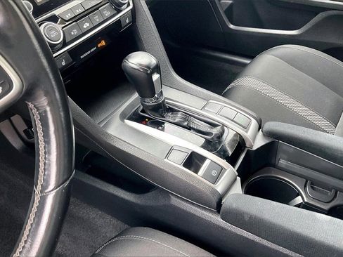 Used 2019 Honda Civic EX image 16