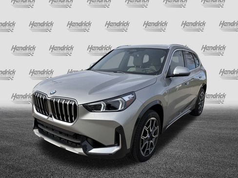 Certified 2025 BMW X1 xDrive28i w/ Technology Package image 5