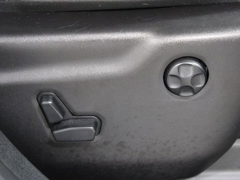 Used 2015 Jeep Grand Cherokee Limited image 27