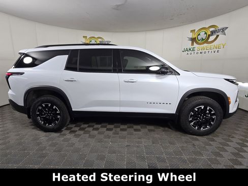 Certified 2026 Chevrolet Traverse Z71 w/ LPO, Floor Liner Package AWD/4WD image 10