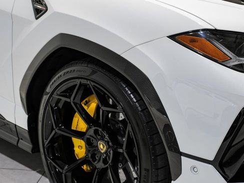 Used 2024 Lamborghini Urus Performante image 78