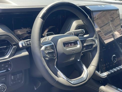 New 2026 GMC Yukon XL Elevation w/ Elevation Premium Package AWD/4WD image 10