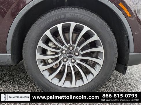 Used 2023 Lincoln Aviator Reserve w/ Equipment Group 201A image 10