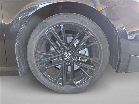 Used 2025 Toyota Camry SE FWD image 20