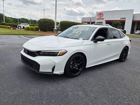 Used 2025 Honda Civic Sport image 3