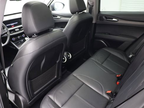 Used 2021 Alfa Romeo Stelvio Ti w/ Nero Edizione image 11