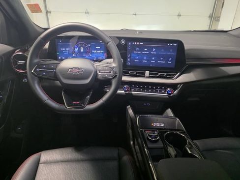 Certified 2026 Chevrolet Equinox RS w/ Convenience Package III AWD/4WD image 18
