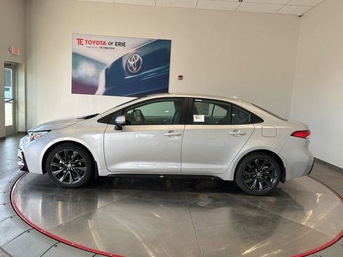 New 2026 Toyota Corolla SE image 3