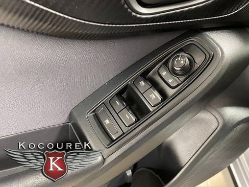 Used 2018 Subaru Crosstrek 2.0i Premium w/ Moonroof Package AWD/4WD image 20