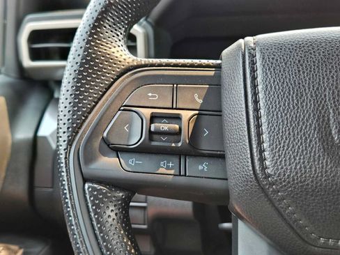 Certified 2026 Toyota Tacoma SR5 AWD/4WD image 28