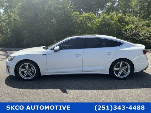 Used 2021 Audi A5 2.0T Premium image 2