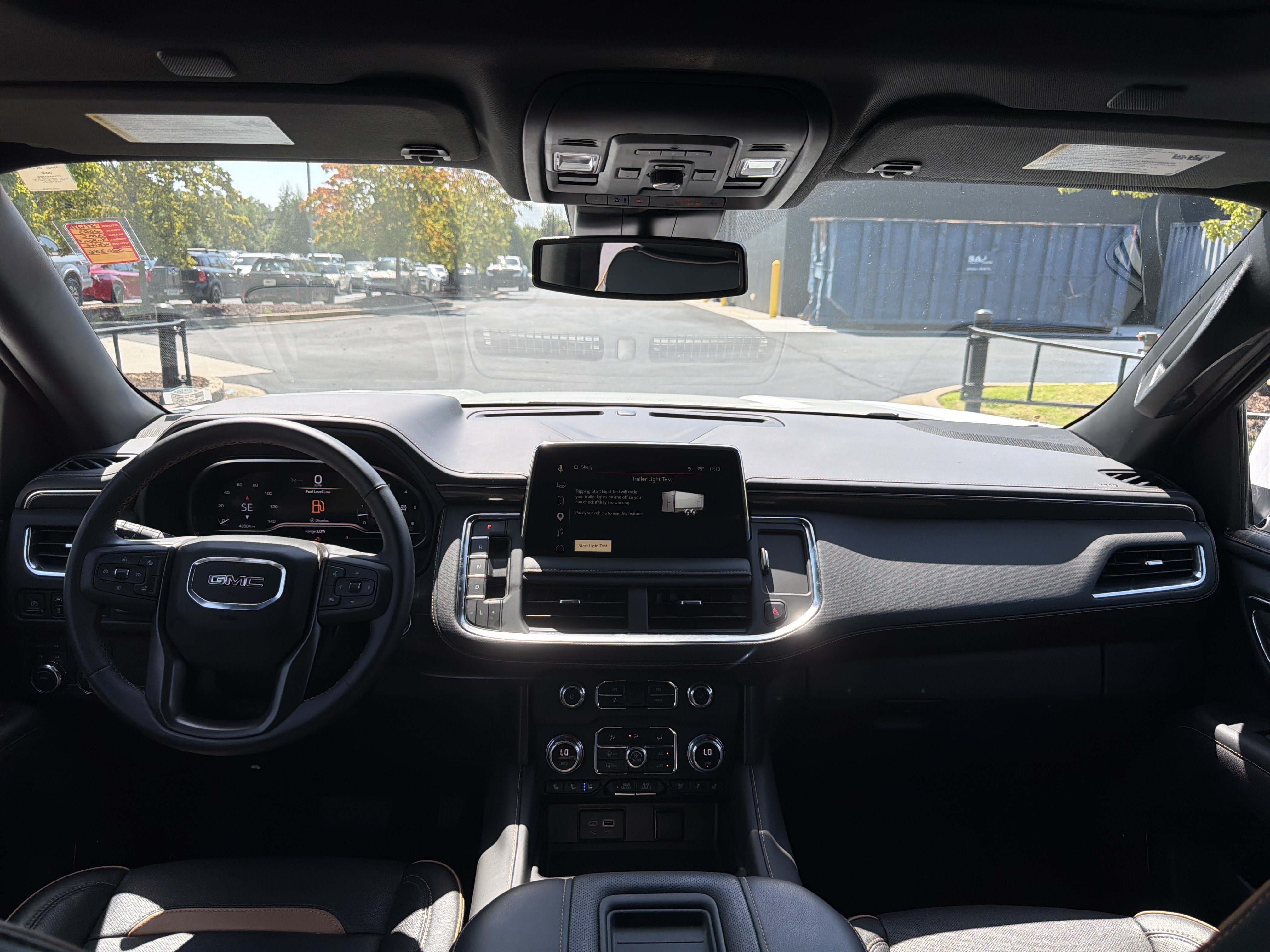 Used 2023 GMC Yukon XL AT4 w/ AT4 Premium Package AWD/4WD image 46
