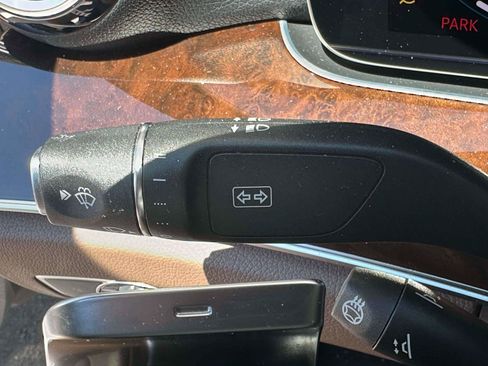 Certified 2022 Mercedes-Benz E 350 4MATIC Sedan image 23
