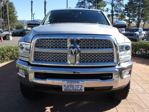 Used 2017 RAM 2500 Laramie w/ Convenience Group image 7