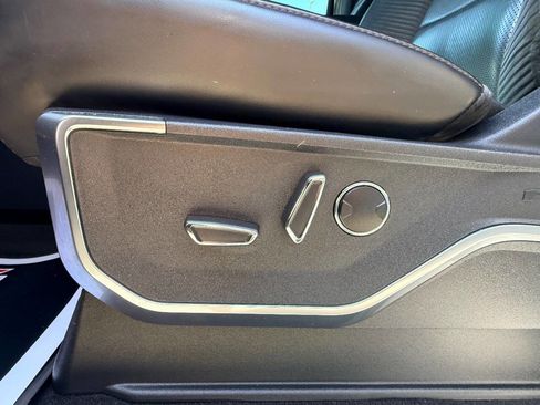 Used 2022 Ford F150 Raptor w/ Equipment Group 801A High AWD/4WD image 23