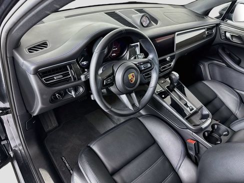 Used 2023 Porsche Macan S AWD/4WD image 9