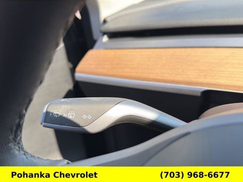 Used 2025 Tesla Model Y Long Range RWD image 29