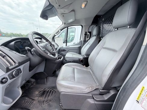 Used 2018 Ford Transit 250 148 Low Roof RWD image 21