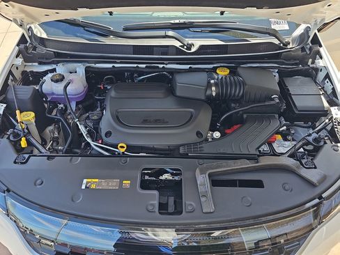 New 2027 Chrysler Pacifica Select FWD image 33