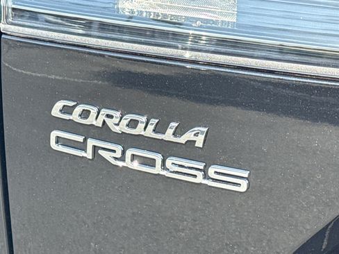 New 2026 Toyota Corolla Cross XLE FWD image 9