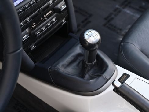 Used 2009 Porsche Boxster Roadster 6MT image 26