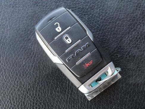 Used 2021 RAM 1500 Big Horn image 26