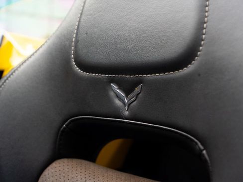 Used 2015 Chevrolet Corvette Stingray Convertible w/ 3LT Preferred Equipment Group RWD image 32