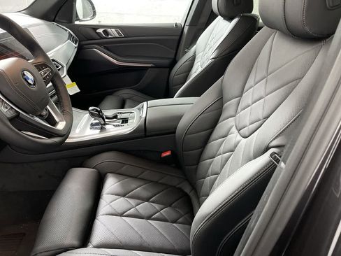 Certified 2023 BMW X5 xDrive40i w/ Premium Package image 9