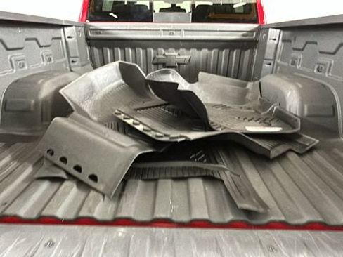 Used 2021 Chevrolet Silverado 1500 LT AWD/4WD image 28