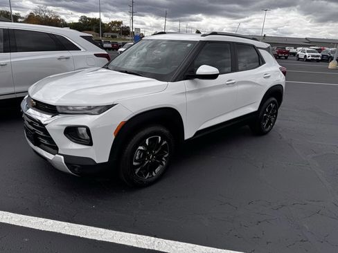 Used 2023 Chevrolet TrailBlazer LT image 5