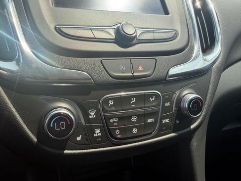 Used 2024 Chevrolet Equinox LT FWD image 29