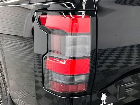 New 2026 Nissan Frontier SV w/ SV Convenience Package image 19