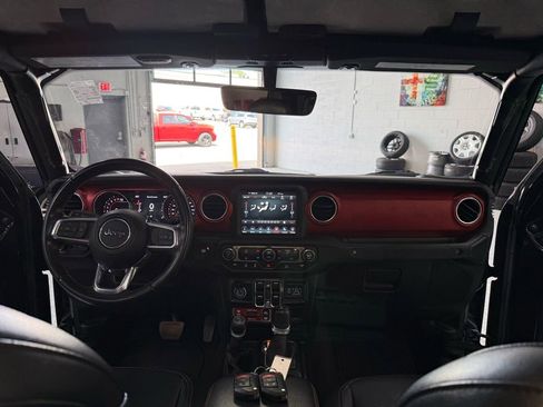 Used 2022 Jeep Gladiator Rubicon w/ Trailer Tow Package AWD/4WD image 21