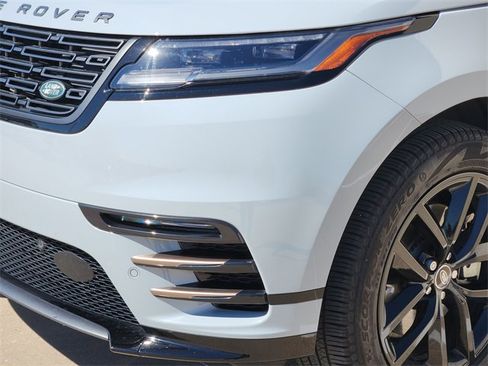 Used 2025 Land Rover Range Rover Velar Dynamic SE image 8