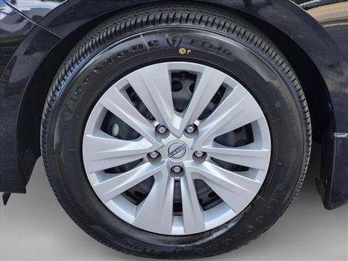 Certified 2025 Nissan Sentra S FWD image 22