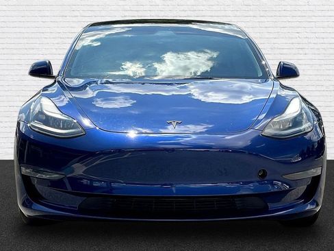 Used 2022 Tesla Model 3 Long Range AWD/4WD image 2
