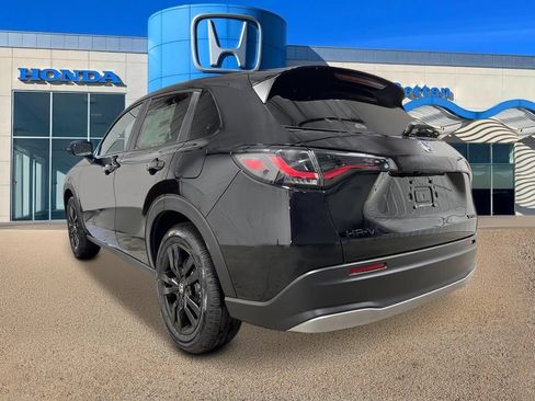 New 2027 Honda HR-V Sport image 3